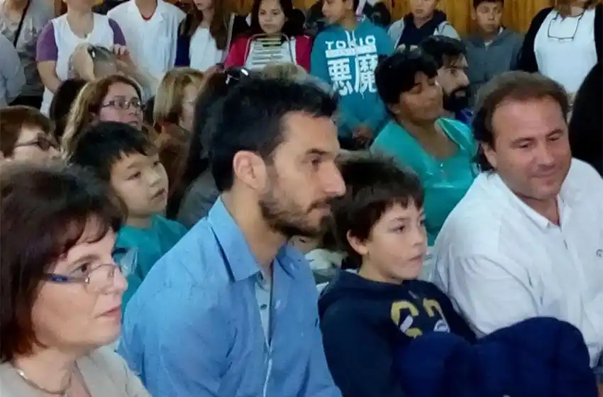 Inauguraron una biblioteca futbolera en homenaje a Nacho Scocco