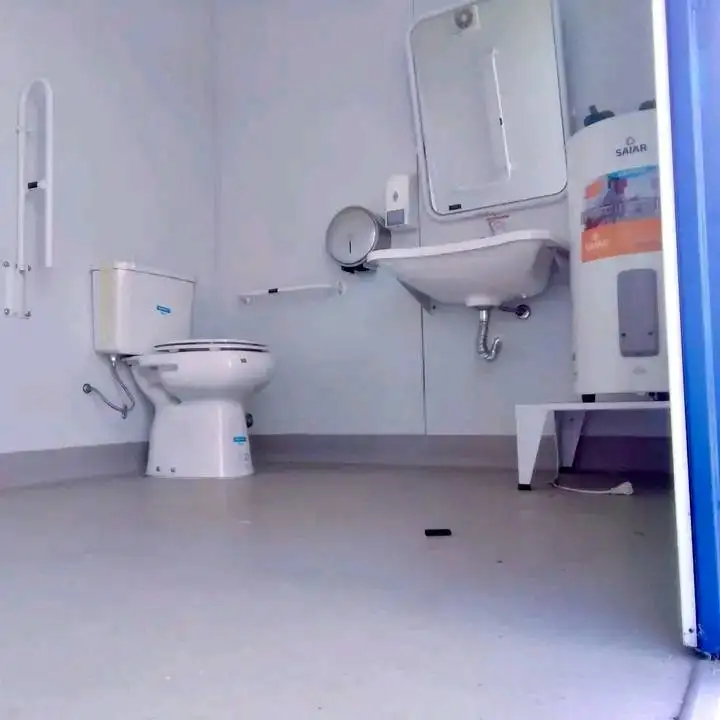 Nuevos módulos sanitarios para La Academia