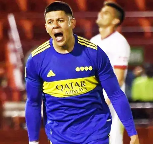 Boca goleó a Huracán y trepó al tercer lugar