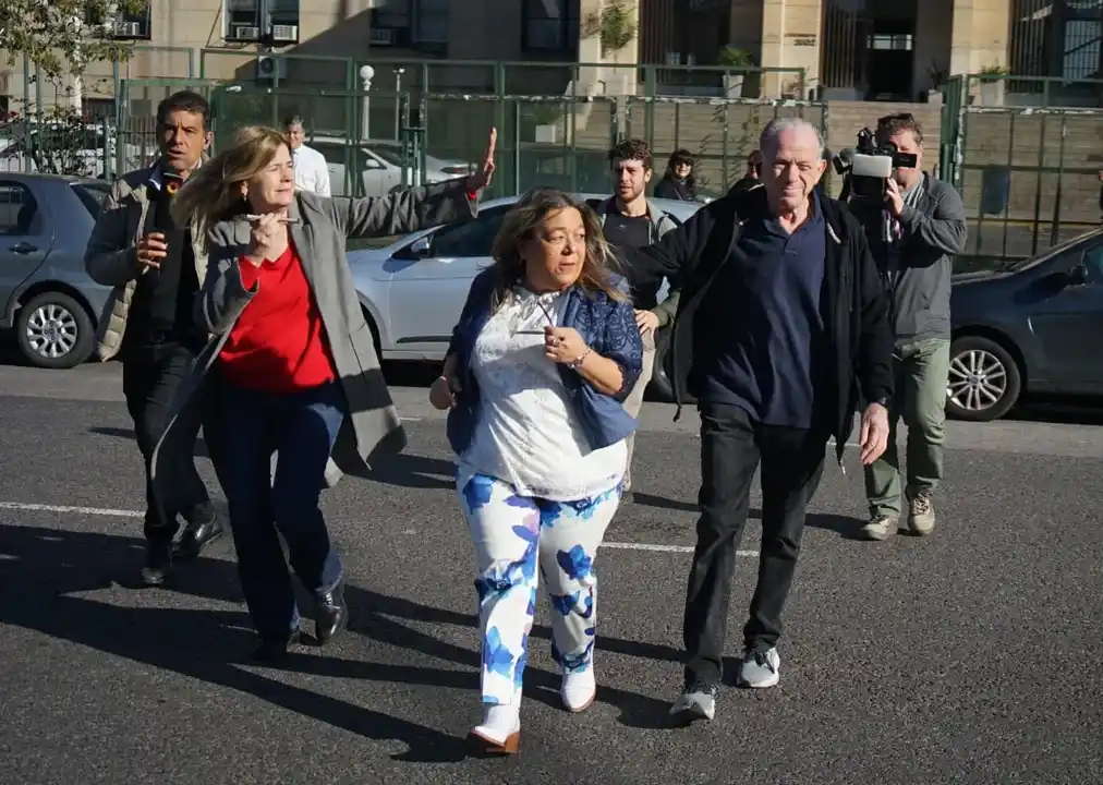 La escribana de Adorni se presentó otra vez en Comodoro Py