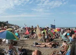 Vacaciones de verano: La Costa recibió 1,5 milones de turistas en enero