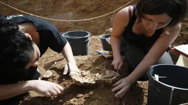 OSAMENTA DATA DE HACE 140.000 AÑOS: encuentran en Israel nueva especie de hombre prehistórico