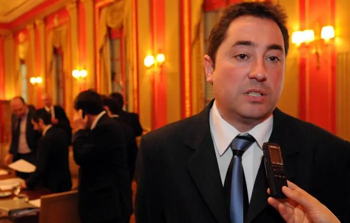 El Intendente de Coronel Pringles Carlos Oreste se sumó al massismo