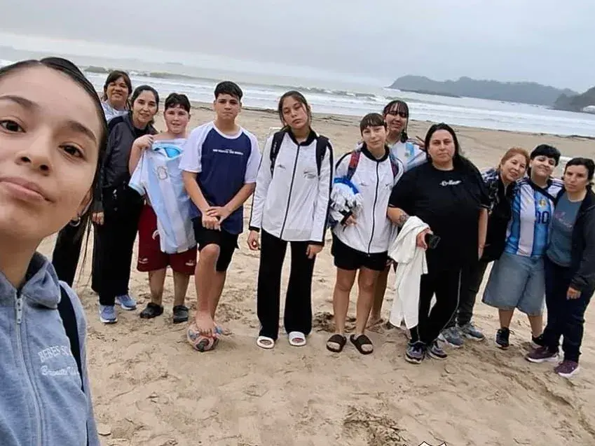El equipo de taekwondo del Club Atlético Mitre ya está en Brasil para tomar parte de un importante competencia.