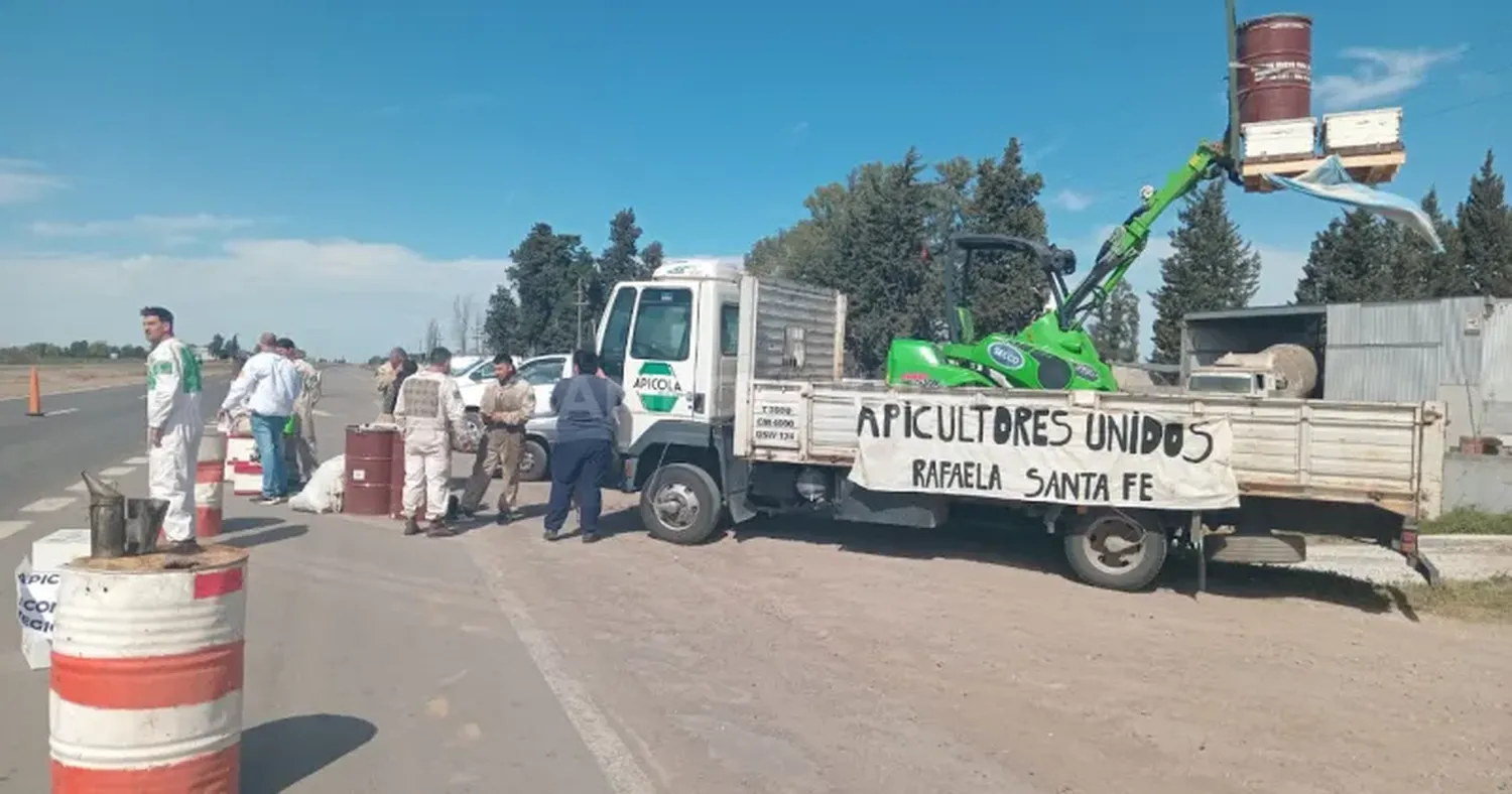 "Es urgente resolver esto o quedarán en el camino empresas que tienen arraigo, generan empleo y consumen en sus localidades donde viven", señalan los productores.