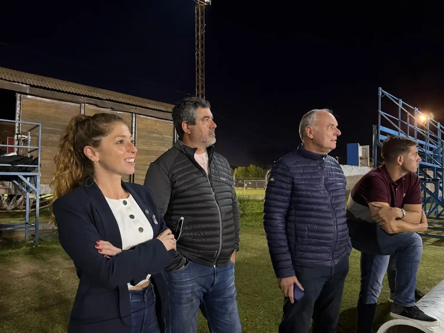 La diputada junto a los clubes.