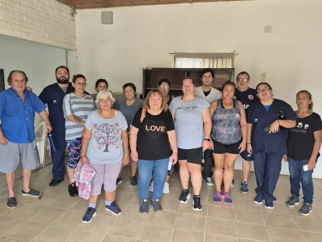 Brindaron un taller sobre alimentación, hidratación y actividad física en el CAPS Cuchilla