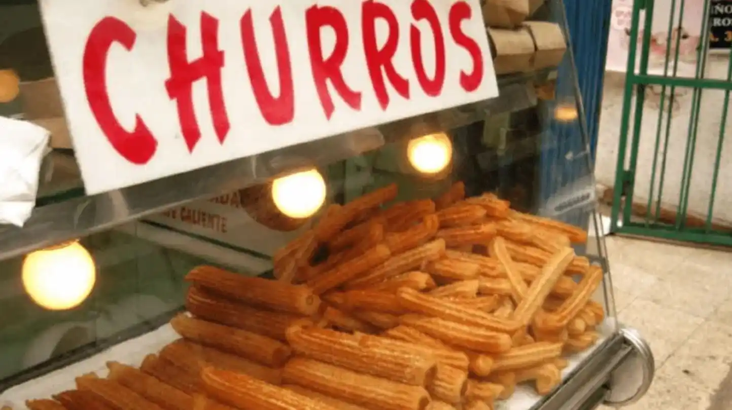 Pidió churros a domicilio, como tardaban en llegar mandó un mensaje al local y se llevó una increíble sorpresa