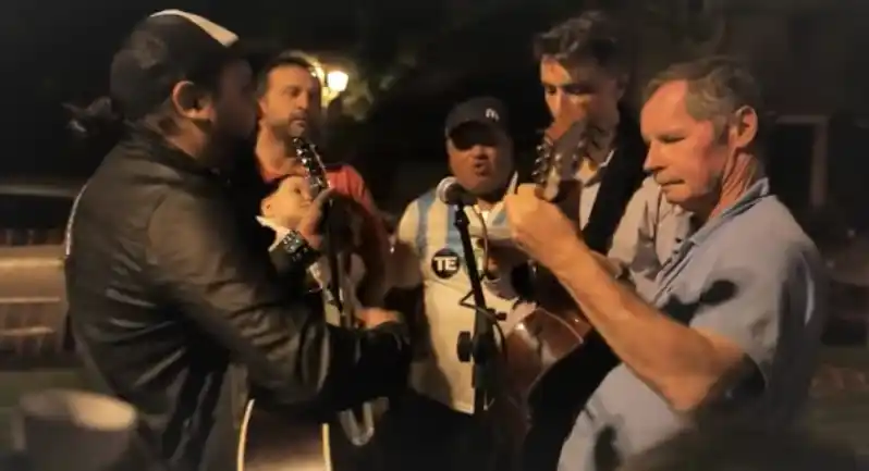 Más de 100 ciudades bonaerenses se suman a #CantArgentina, la propuesta de Red Solidiaria