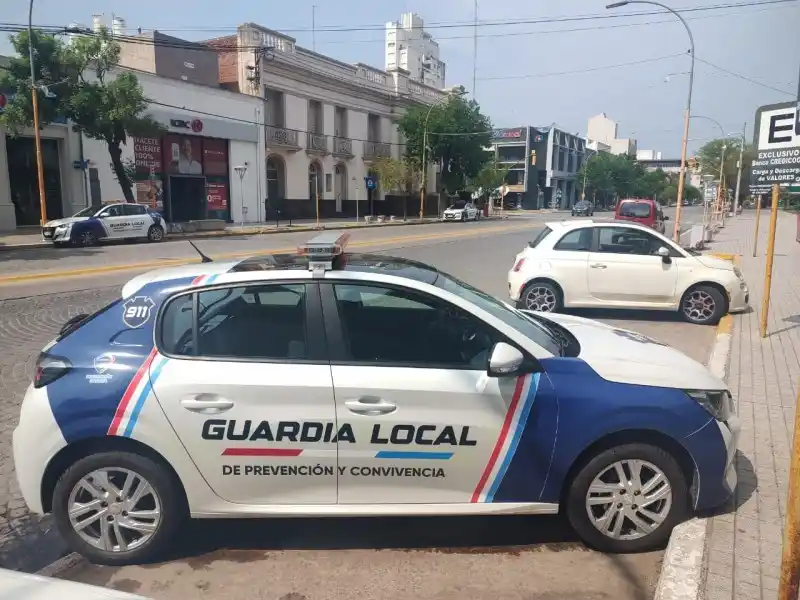 Lo detuvieron por agredir a personal de la Guardia Local en el centro