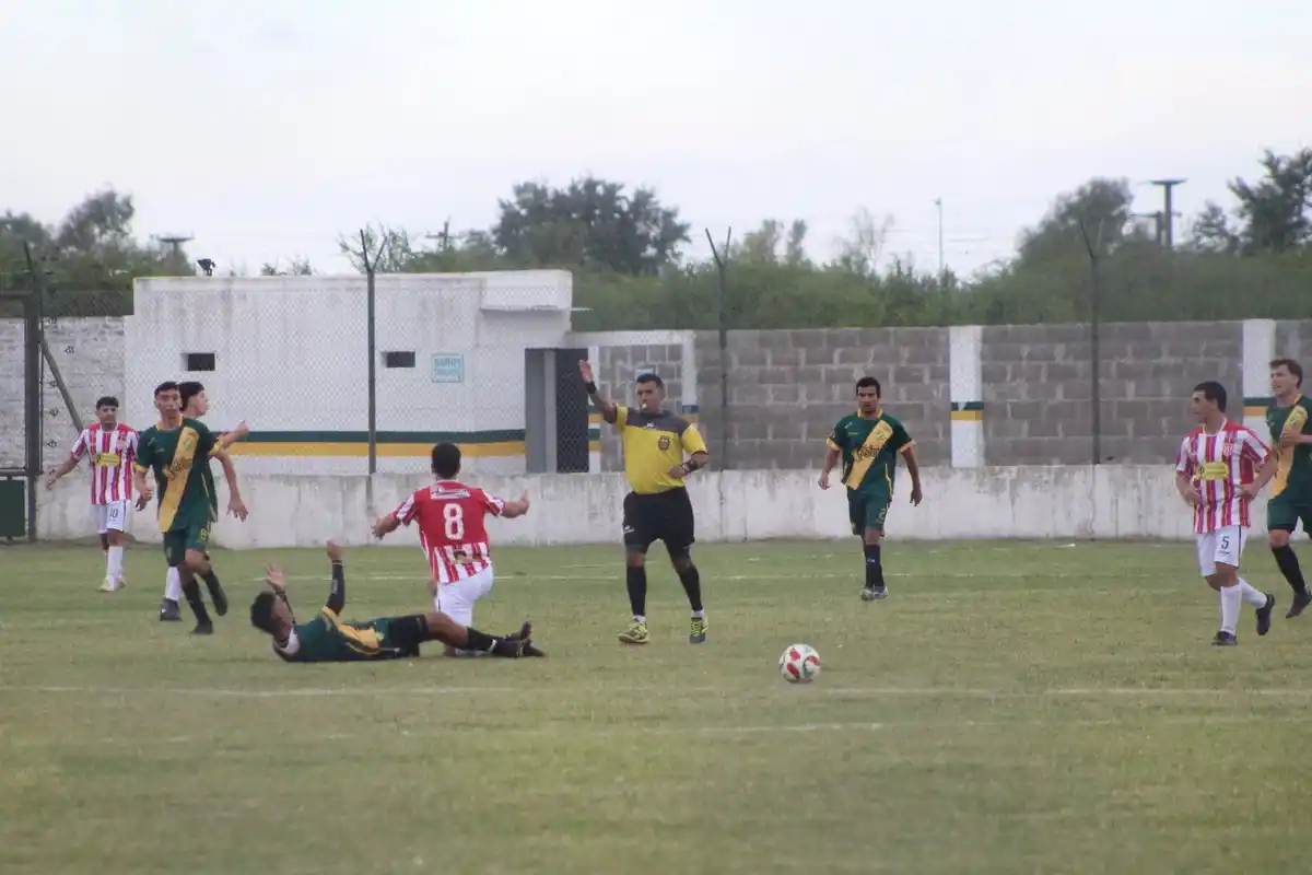 Urquiza venció a Barrio Norte y 
esta segundo en la tabla