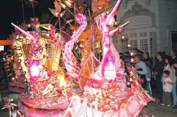 El Instituto del Seguro es la aseguradora del Desfile de Carrozas