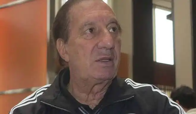 Bilardo: “¿Quién es Sampaoli?”