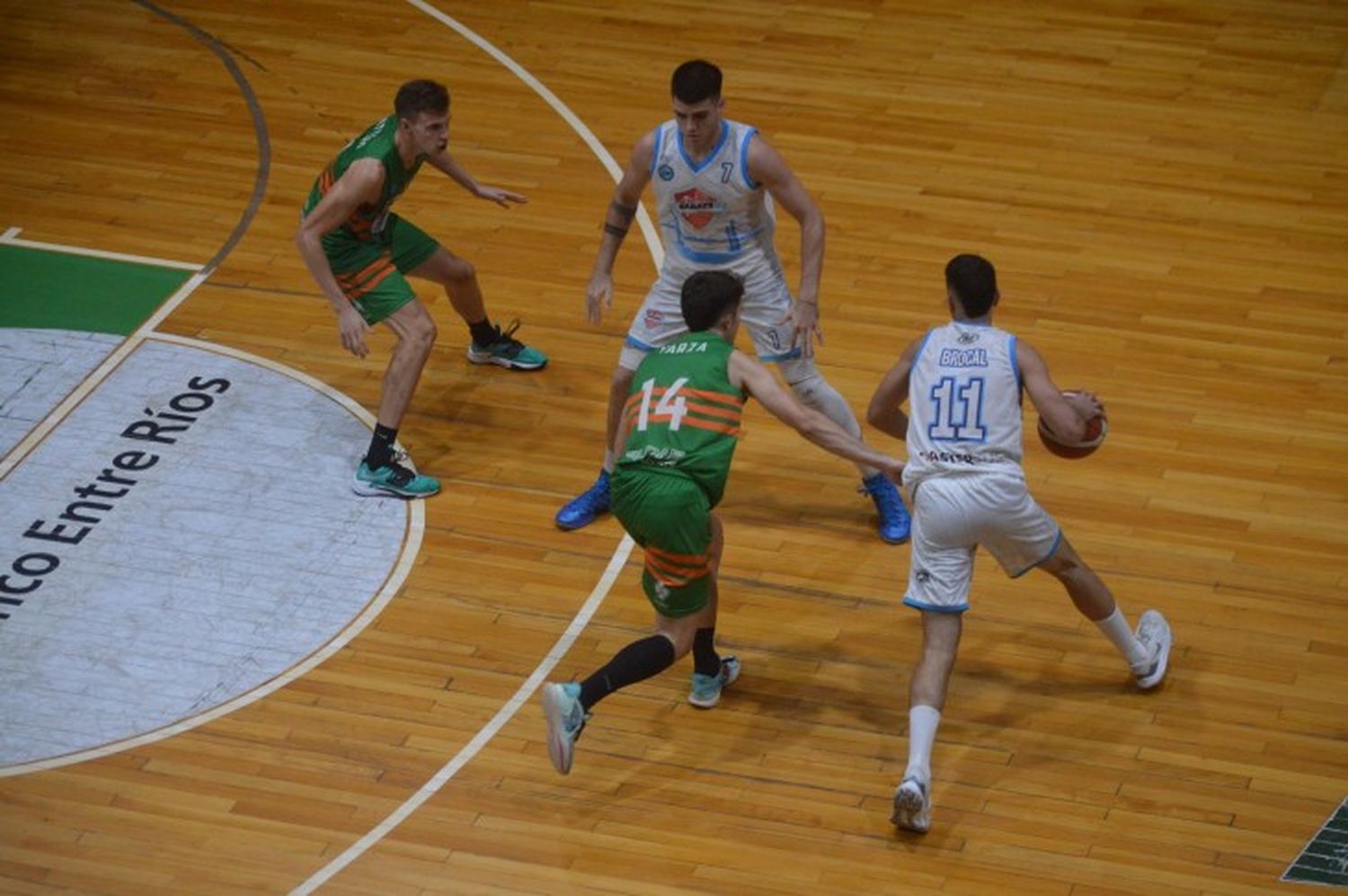 Derrota de Estudiantes con 12 puntos de Yarza