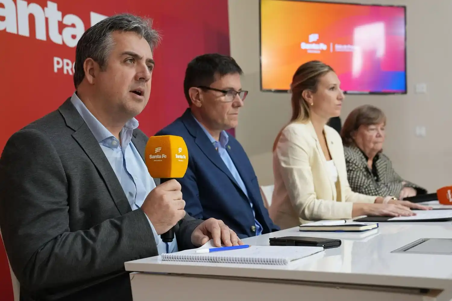 El ministro de Seguridad, Pablo Cococcioni, fue uno de los oradores.