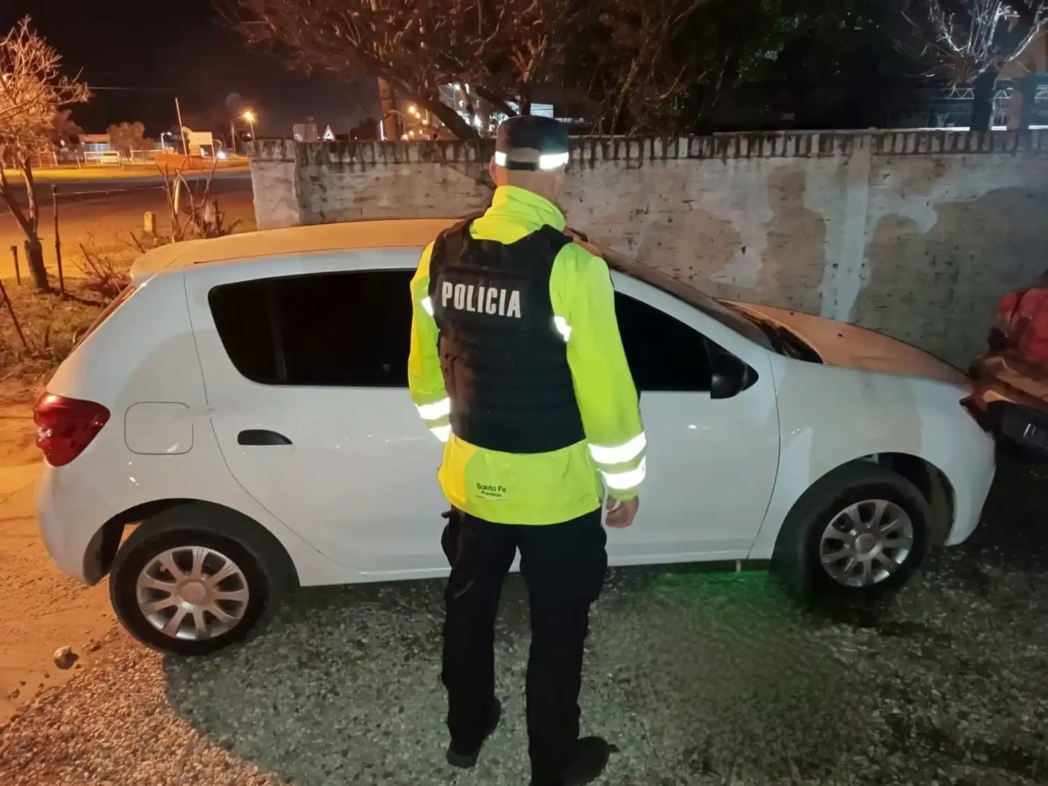 Interceptaron a un hombre manejando un vehículo robado en Ruta Nacional 11