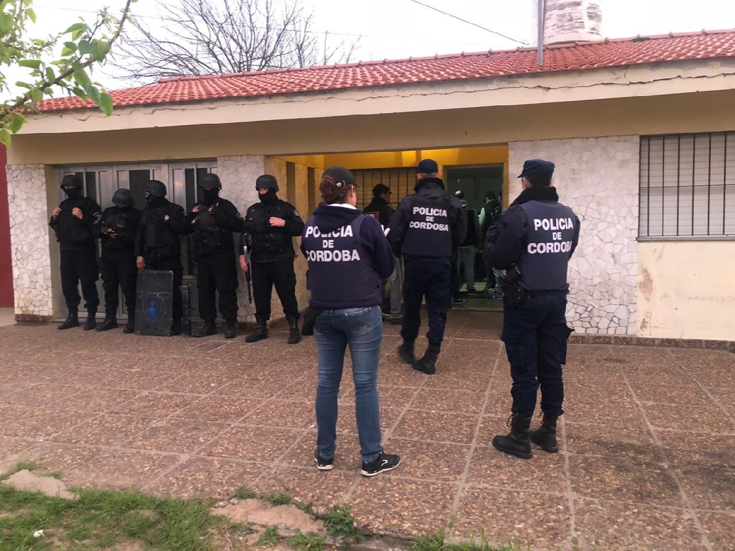 Secuestran un arsenal de armas en Frontera