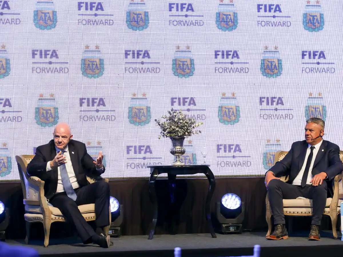 Infantino: "La idea de un Mundial cada dos años es para hablar y mejorar"