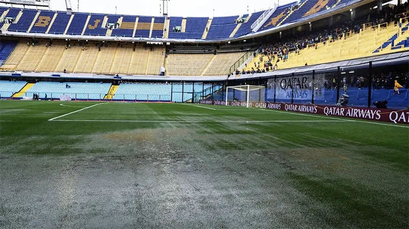 Boca-River, postergado