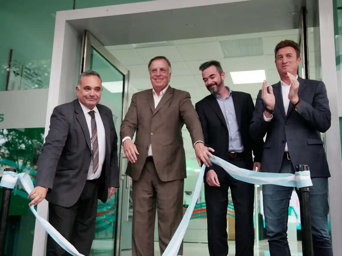 Quedó inaugurado el nuevo edificio céntrico de Bancor 