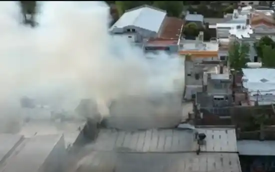 Una mujer murió en el incendio de un supermercado en General Arenales