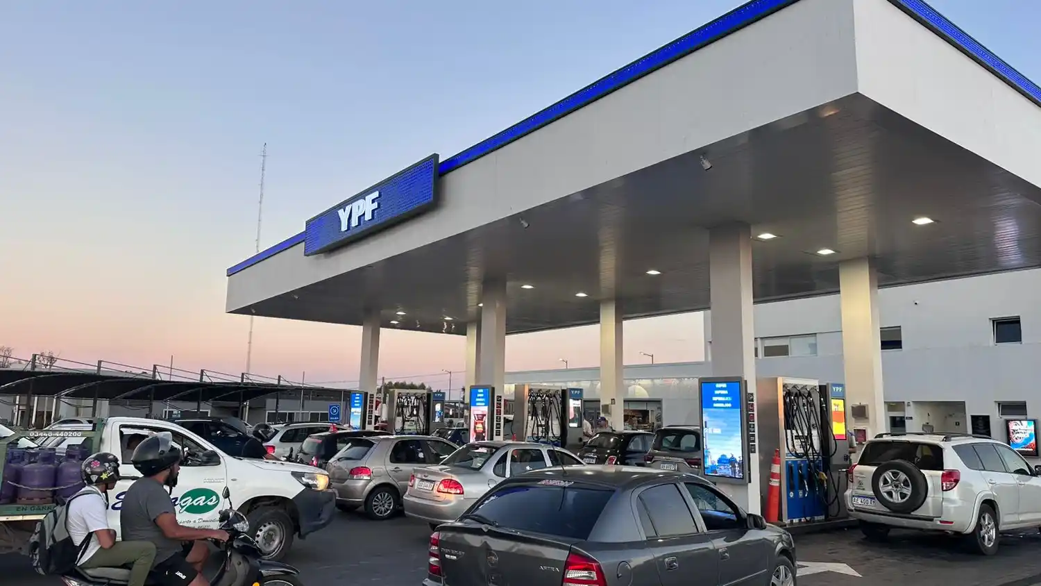 estación de servicio - 1