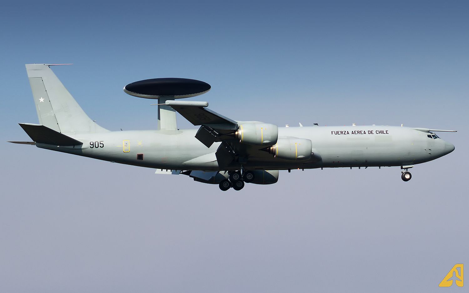 AFI KLM y Exail entrenarán a los pilotos franceses del E-3F