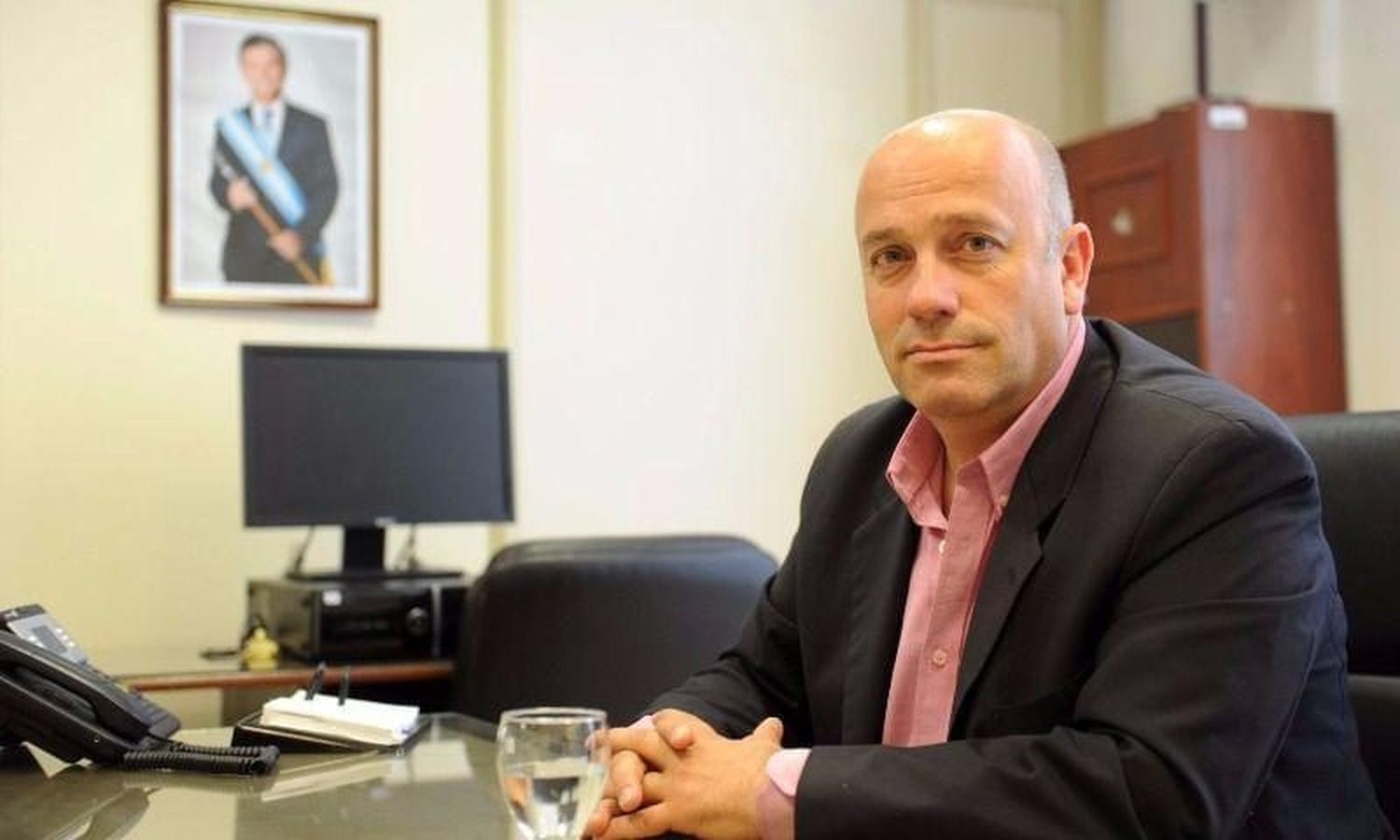 Senador Provincial justificó destitución de Evo Morales y evitó hablar de Golpe de Estado