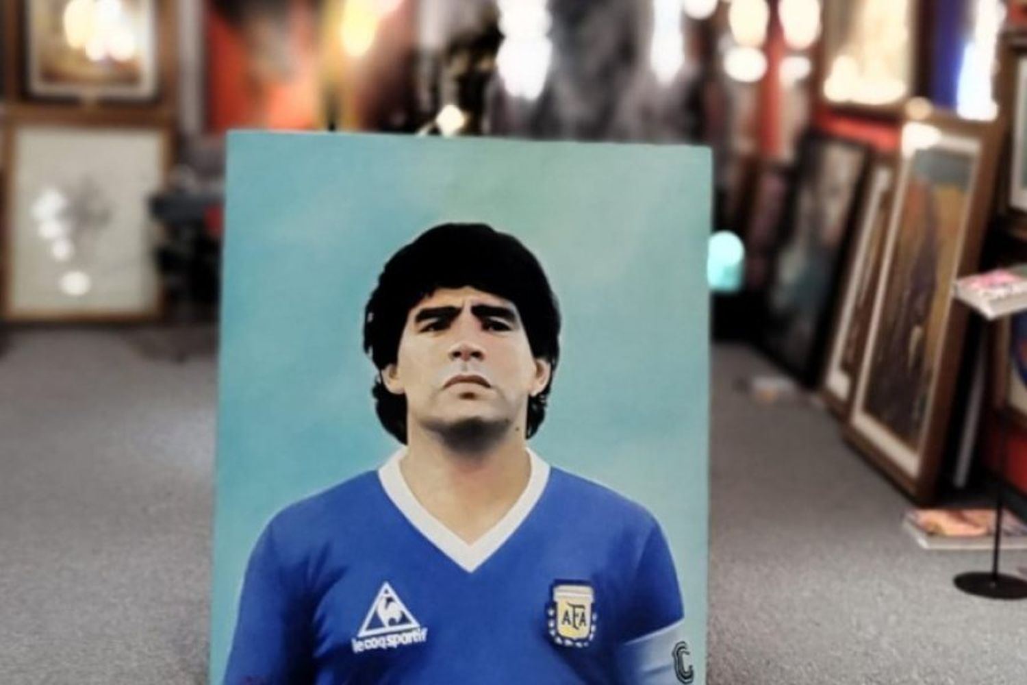 El fútbol se mete por primera vez en una galería de arte, con Maradona como protagonista