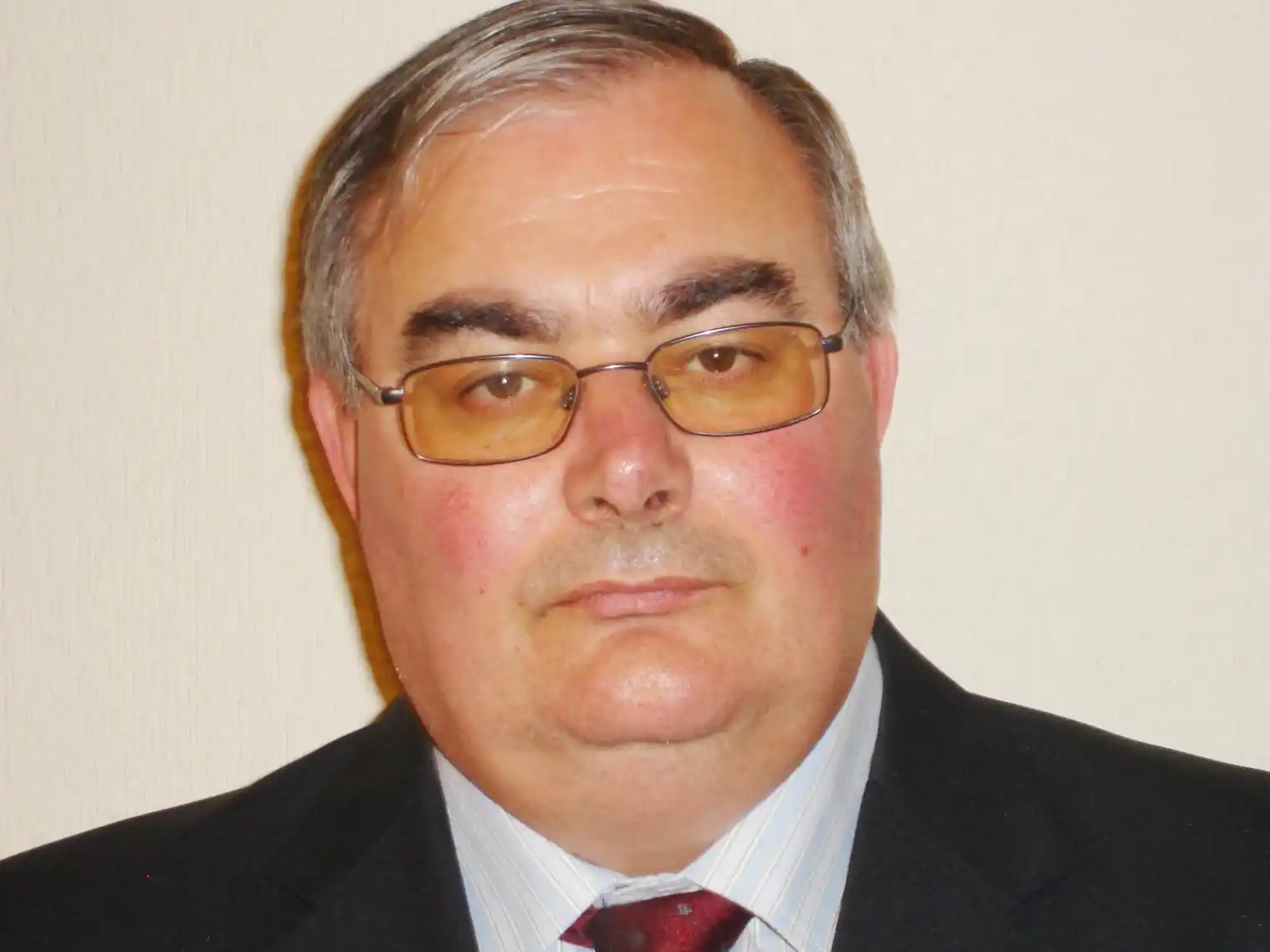 Somos mientras estamos;  renovándonos para revivirnos