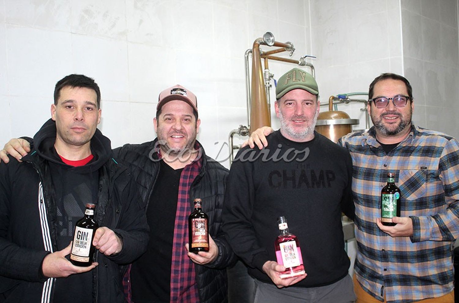 Productores del gin. José Llanos, Gabriel Magno, Sebastián Zuberbuhler y Luciano Cambareri