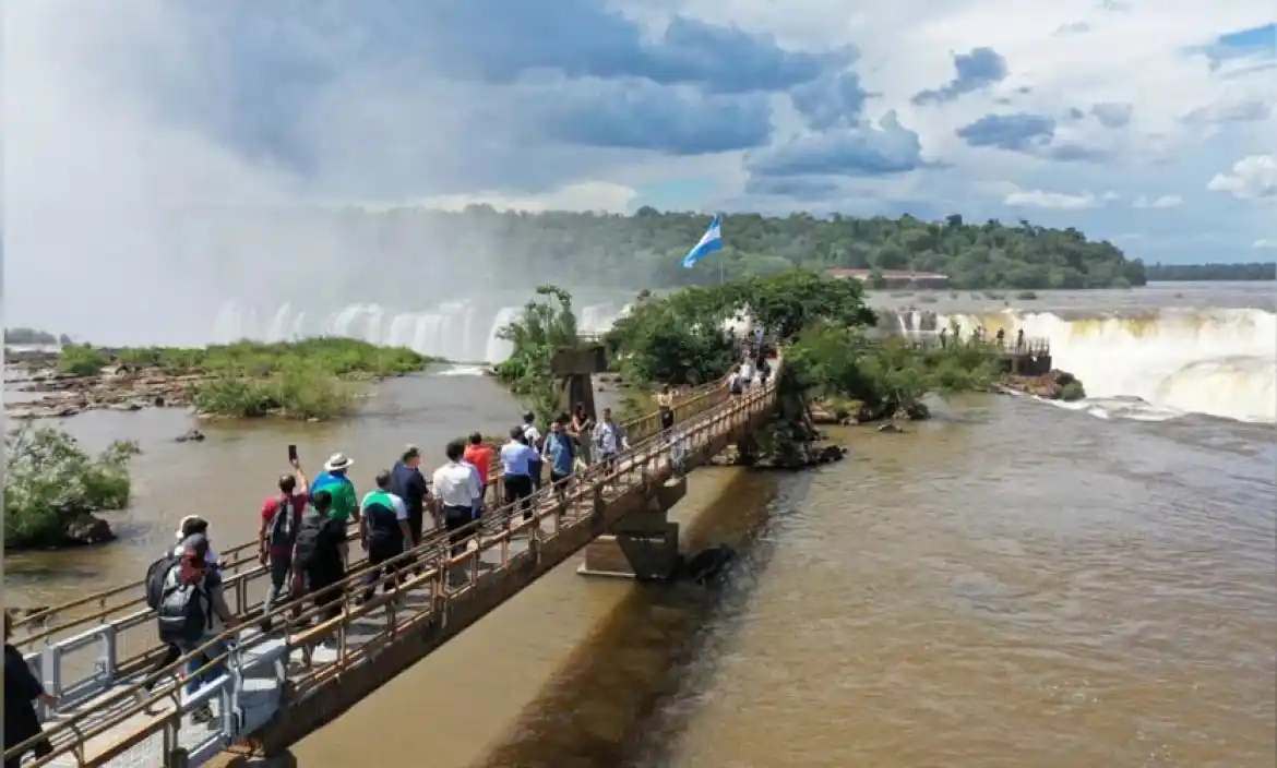 Llega noviembre y el último feriado XL del año: cuándo será