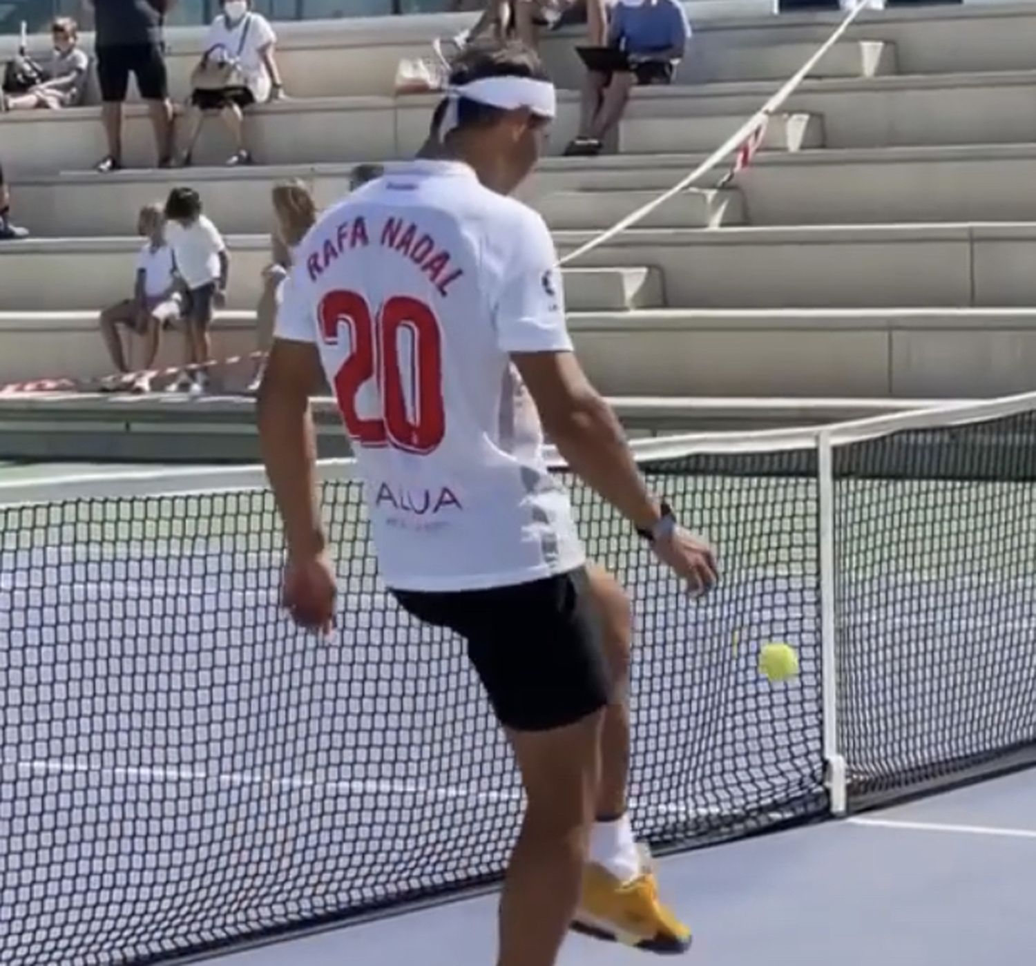 Rafa Nadal mostró toda su categoría para el fútbol