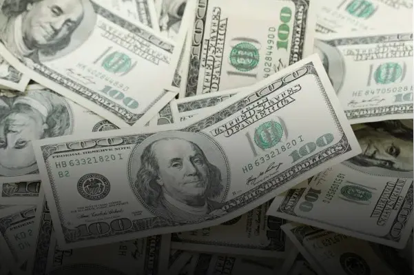 Dólar: el “blue” llegó a los $ 120 y el riesgo país volvió a superar los 4.000 puntos