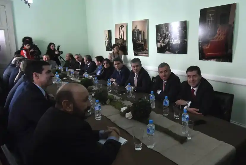 Fondo del Conurbano: Reunión de gobernadores por el reclamo bonaerense