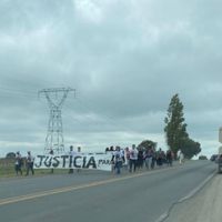 Familiares y allegados a Simón comenzaron la movilización hacia la Cámara de Apelaciones de Azul
