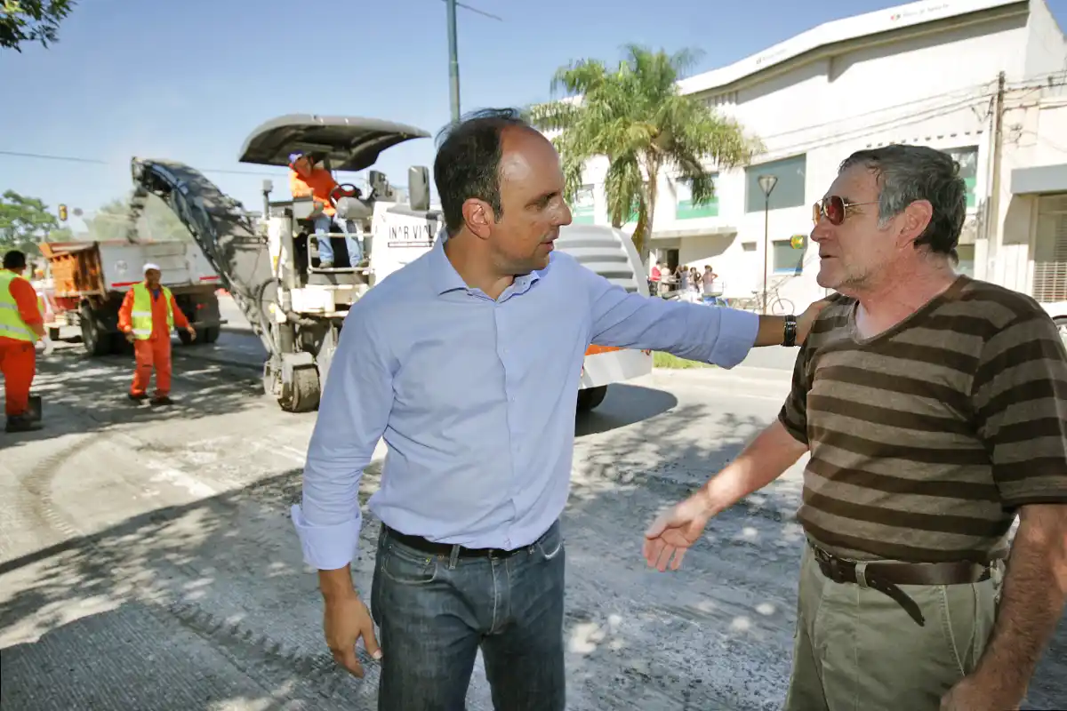 Jose Corral supervisó tareas de bacheo en la Ciudad