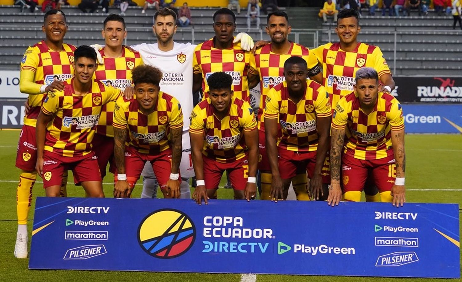 La formación de Aucas, con Callejo en segundo lugar de la fila superior.