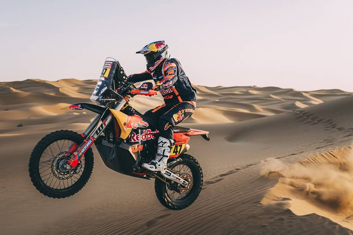 Kevin Benavides quedó a segundos del líder de la general. (Foto de la web del Dakar).