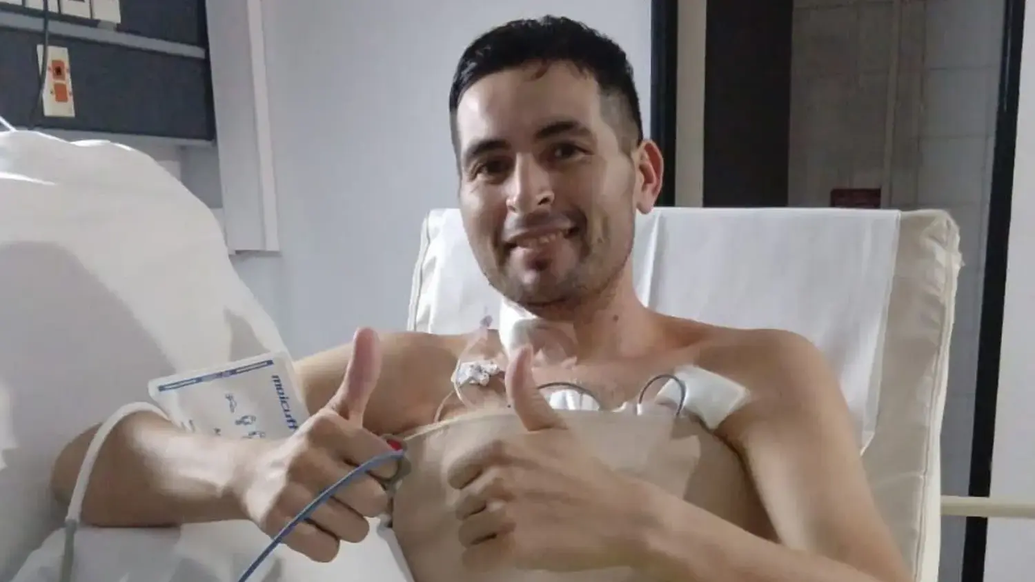 Franco Moreno recibió un corazón el lunes por la madrugada. La intervención se realizó en el Hospital Italiano. La imagen es de este jueves.