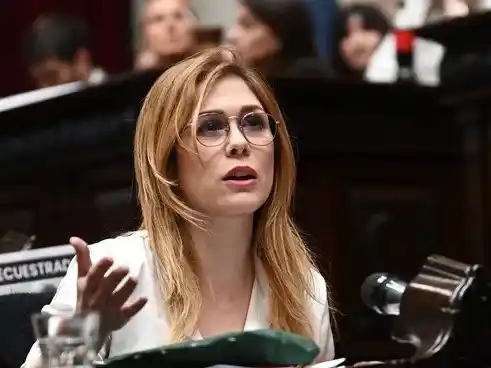 Lilia Lemoine, diputada nacional por La Libertad Avanza, durante una actividad legislativa. FOTO: Gentileza