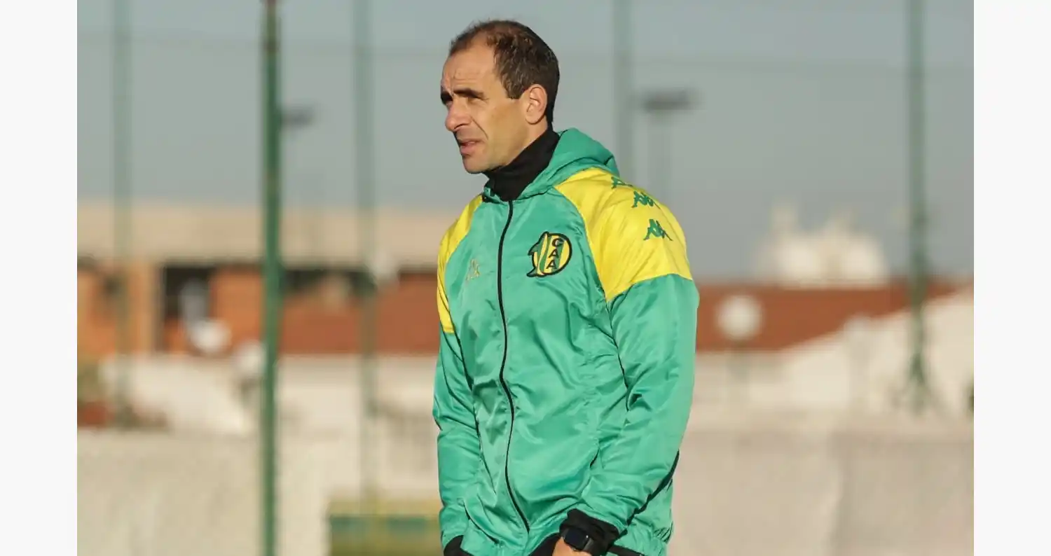 Leandro Somoza dejó su cargo a pedido de la dirigencia