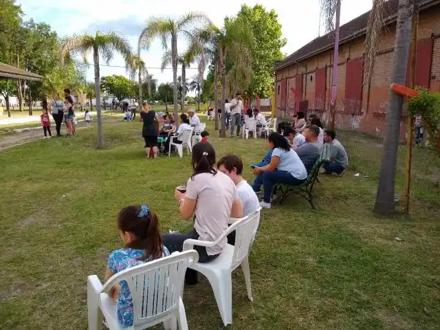 Desde el Ferroclub Gualeguay juntan firmas para ampliar el recorrido del paseo en tren