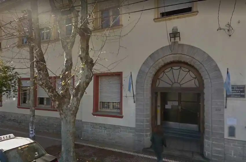 Una escuela suspende por una semana las clases por problemas de gas