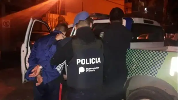 Asaltaron a una mujer y la privaron de su libertad