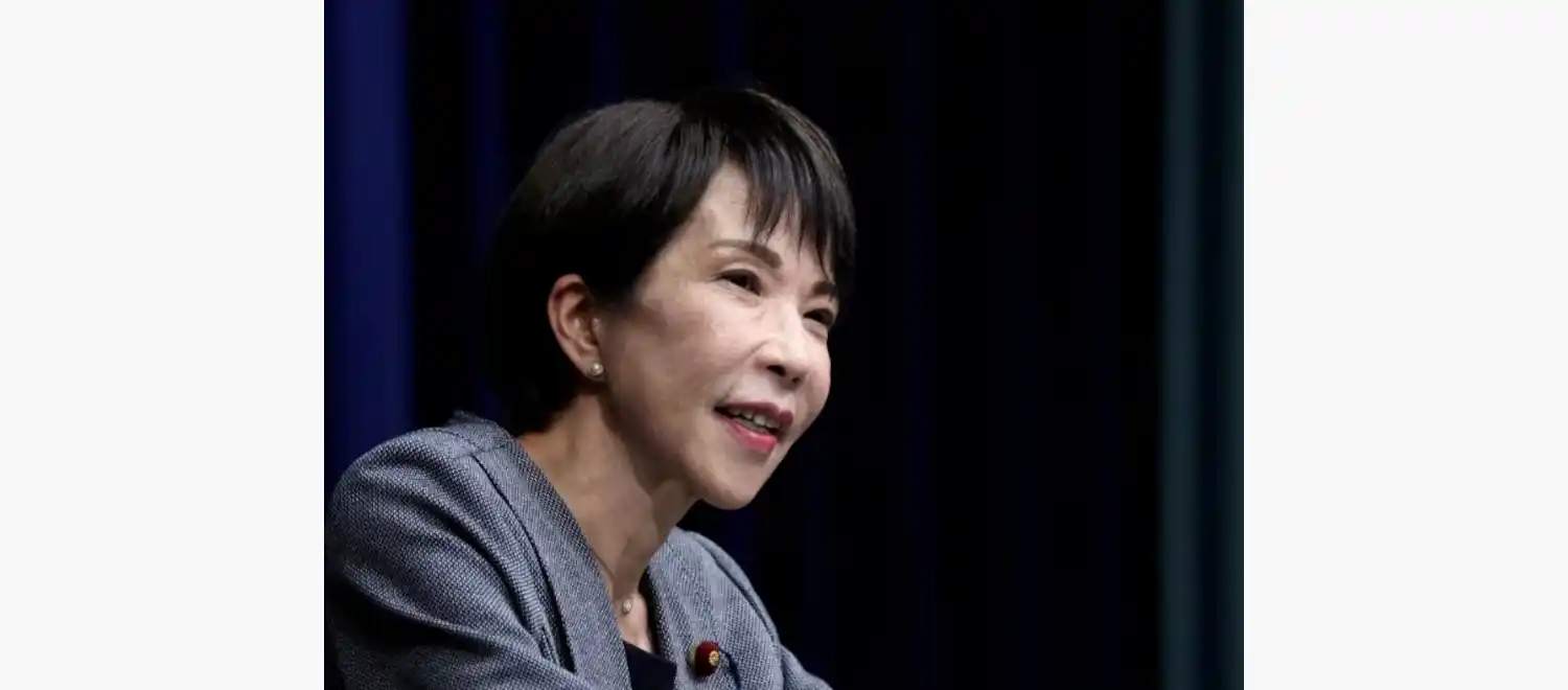 FOTO DE ARCHIVO: Sanae Takaichi, primera ministra de Japón, habla durante una conferencia de prensa en la oficina del primer ministro en Tokio, Japón. 17 de diciembre de 2025. Kiyoshi Ota/Pool vía REUTERS