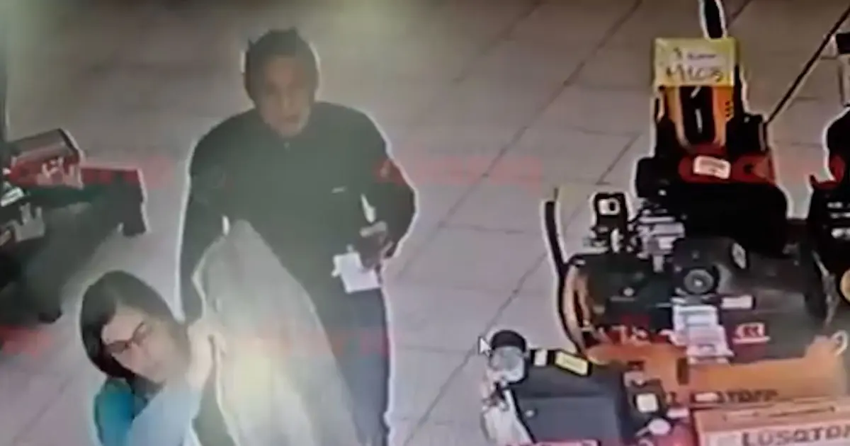 Difunden video del robo de un millón y medio de pesos por el que acusan al padre de Agostina Páez