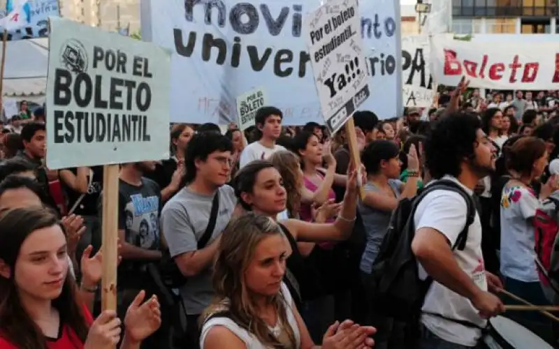 La UBA impulsará un boleto gratuito para sus estudiantes