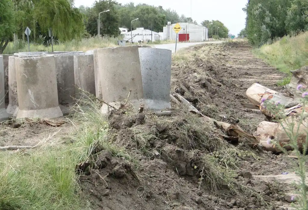 Realizan obras para evitar  futuras inundaciones en De la Canal