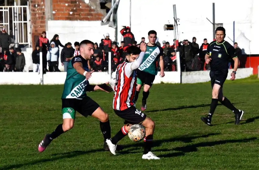 Fútbol local: la segunda fase comenzó con varias sorpresas